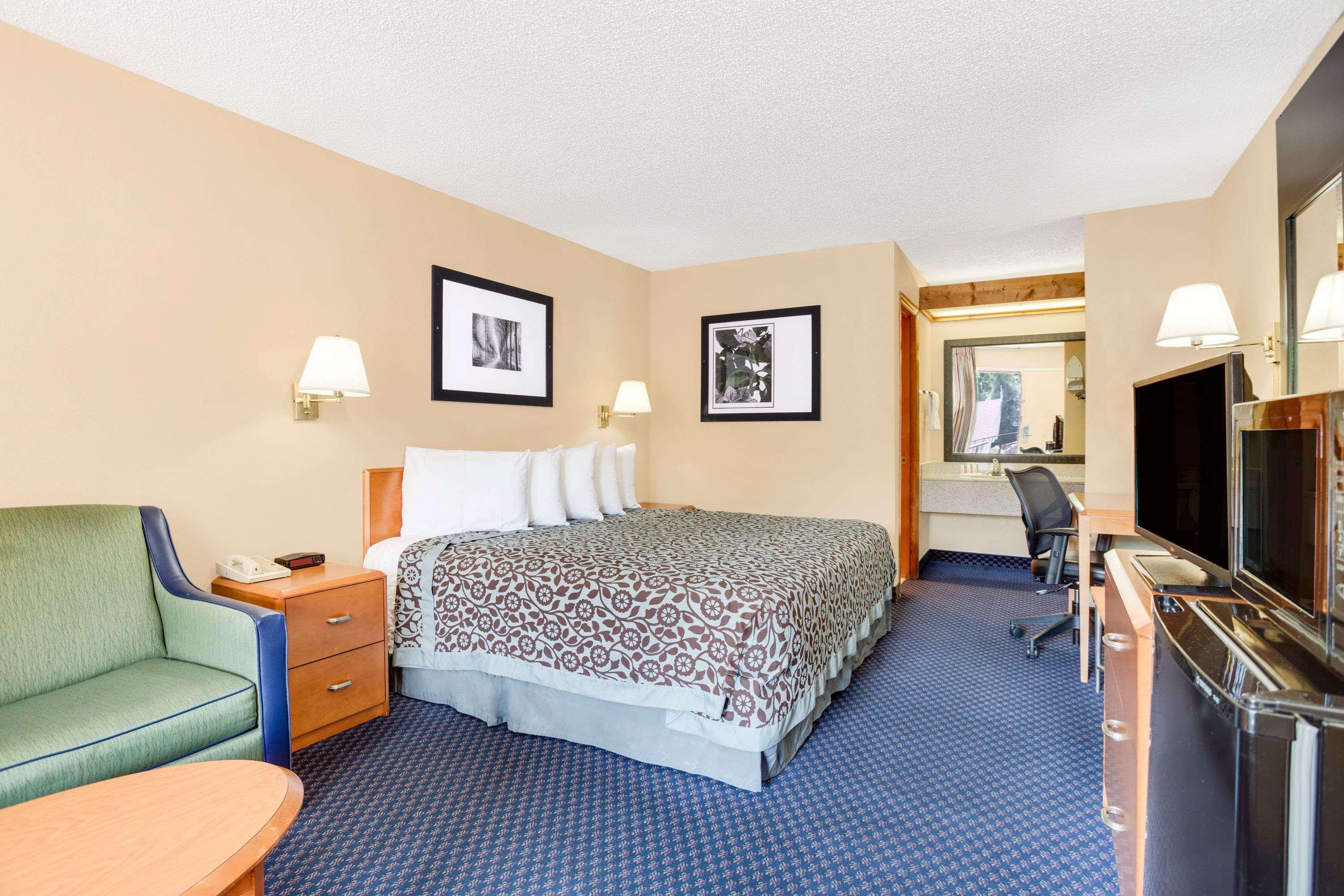 Americas Best Value Inn Aiken Exterior photo