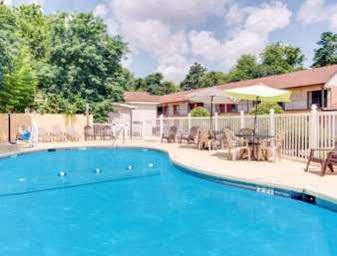 Americas Best Value Inn Aiken Exterior photo